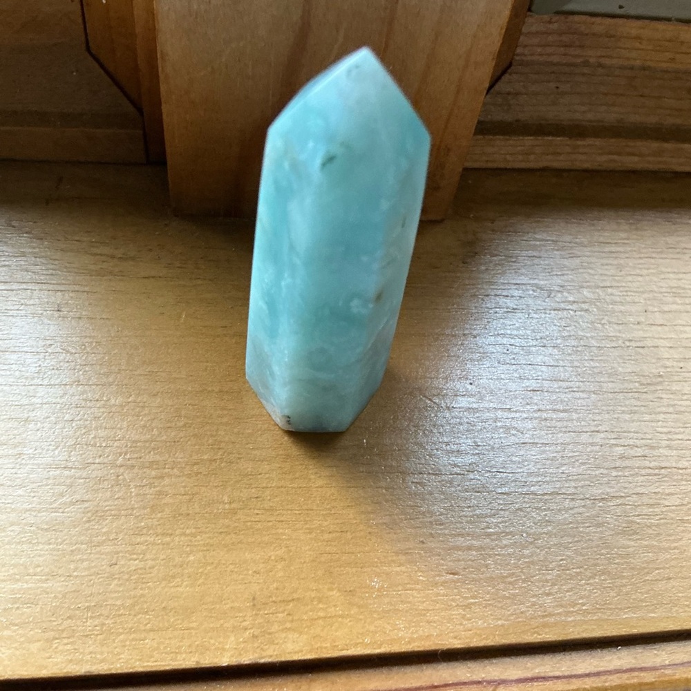 Elegant Blue Crystal Obelisk - Picture 2 of 3